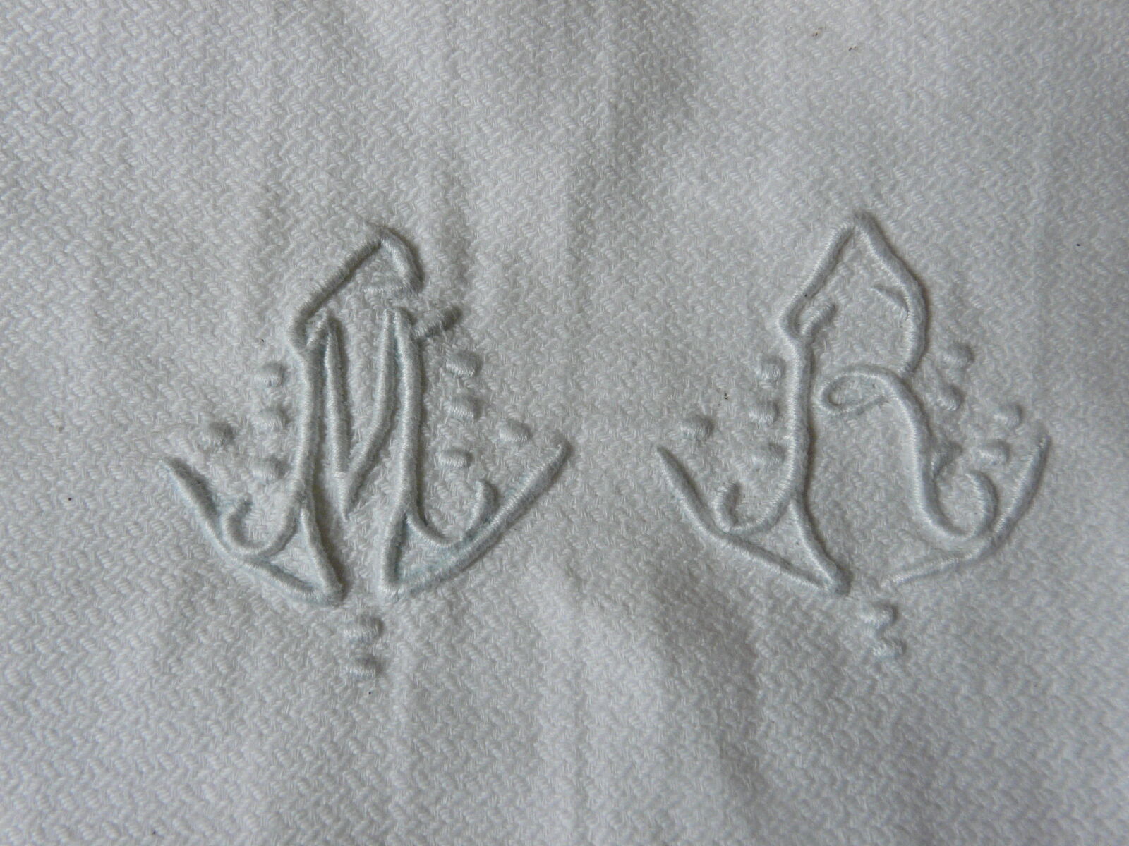 2 old mr fringed monogram towels 97X68cm.