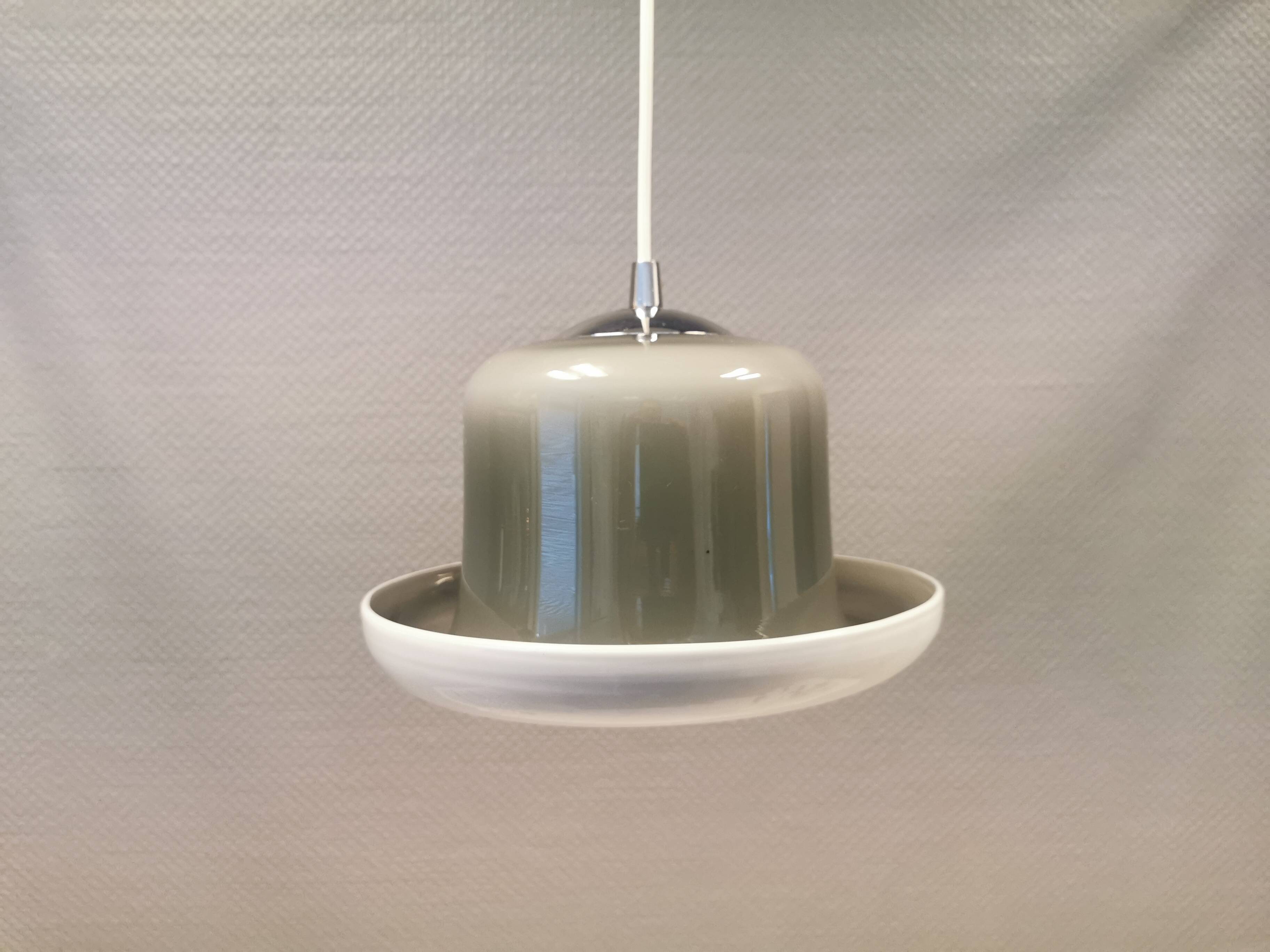 Hanging lamp in double layer glass