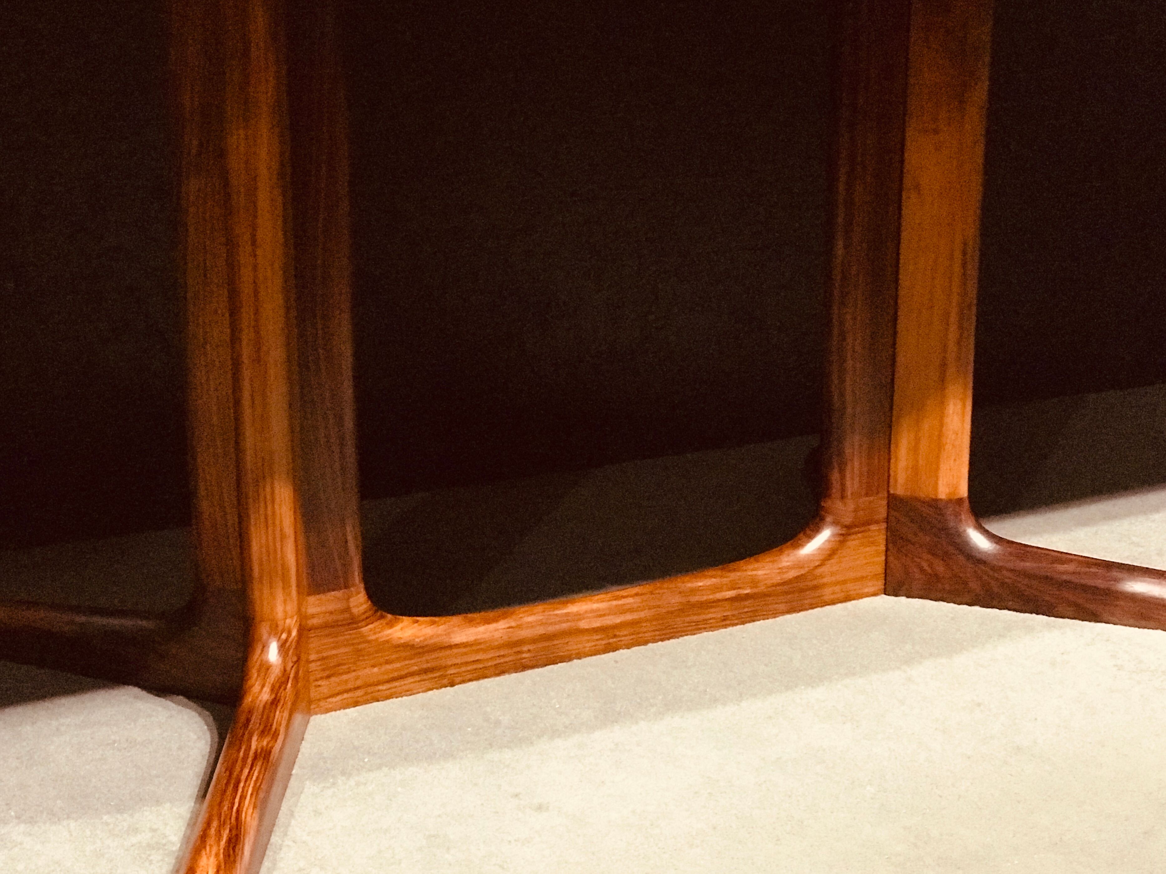 Table extensible danoise en bois de rose