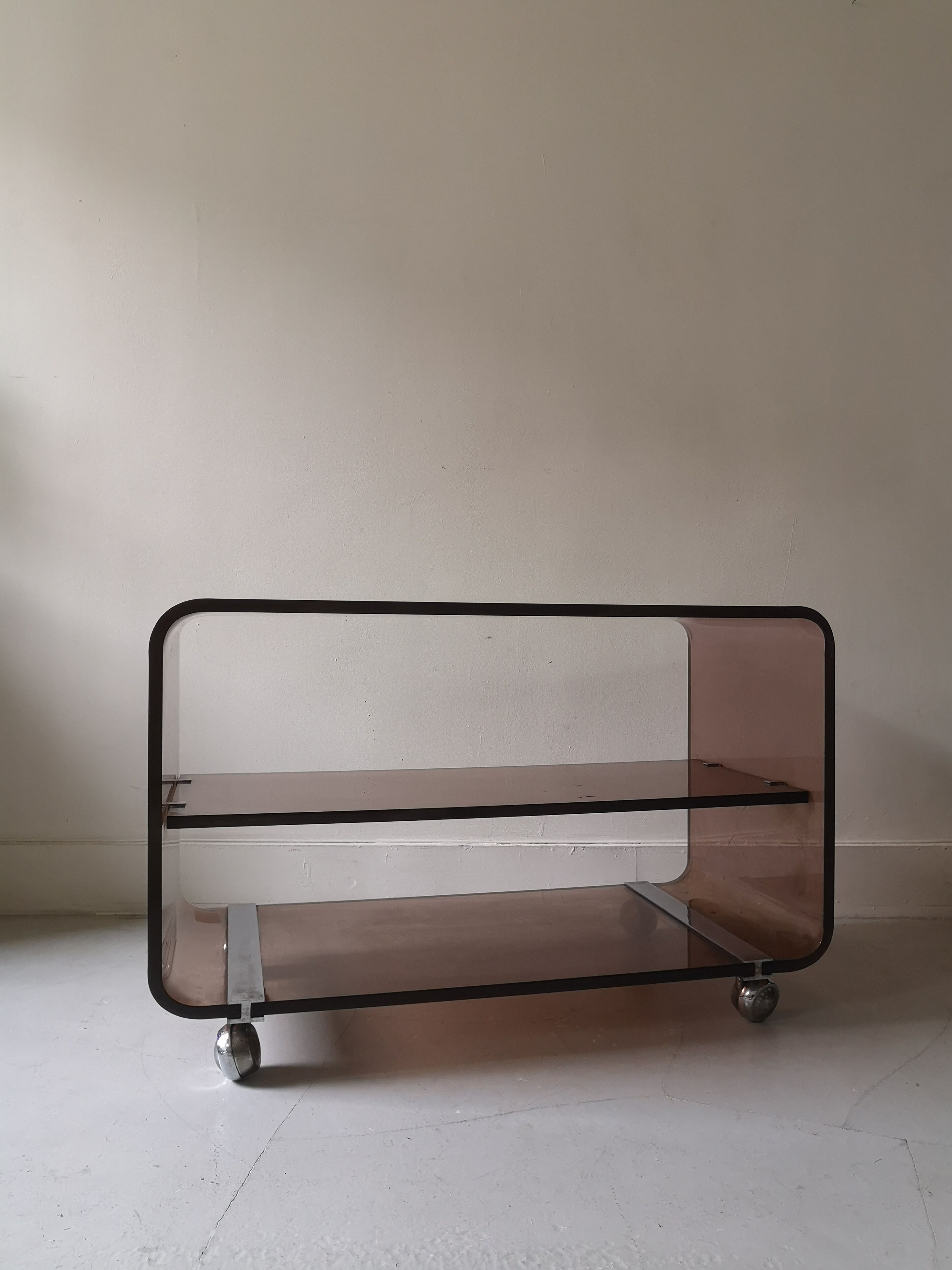 Furniture roche bobois tv plexiglass smoked on wheels, 1974