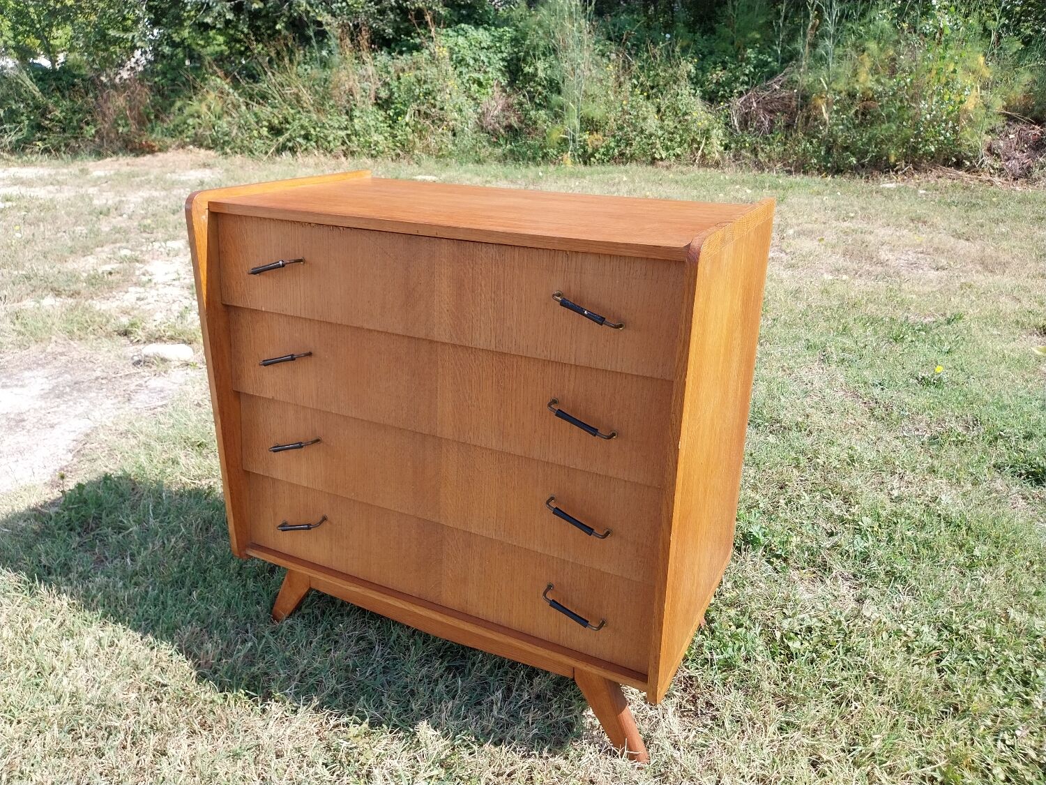 Dresser feet compass 60s