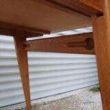 Scandinavian table compass feet