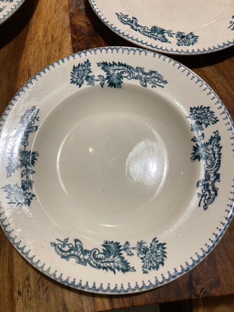 Set of earthenware plates of Longwy Fismes late nineteenth