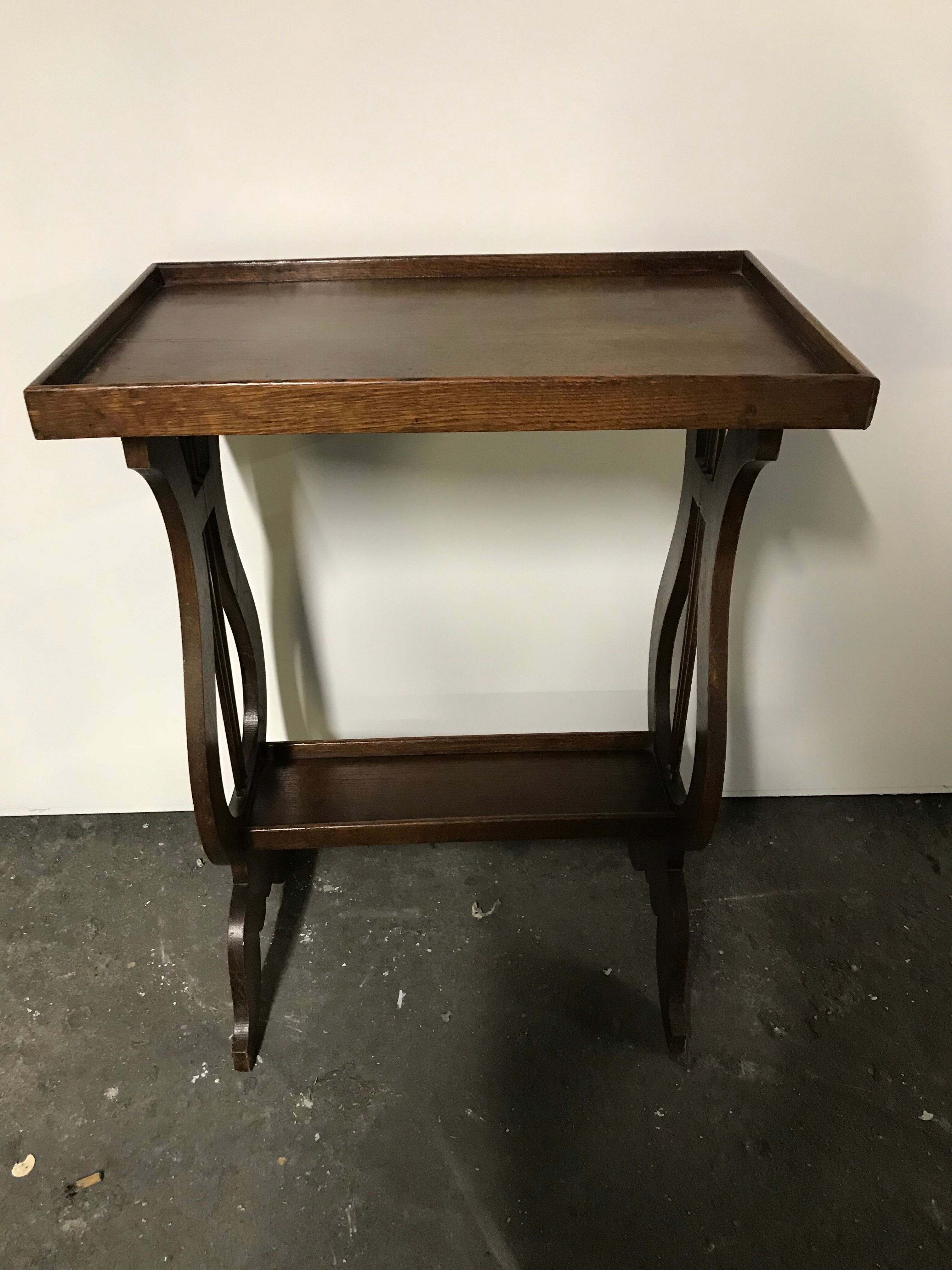 Side lyre table