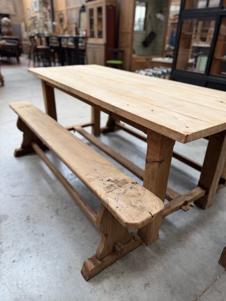 Mid-20th century oak farmhouse table