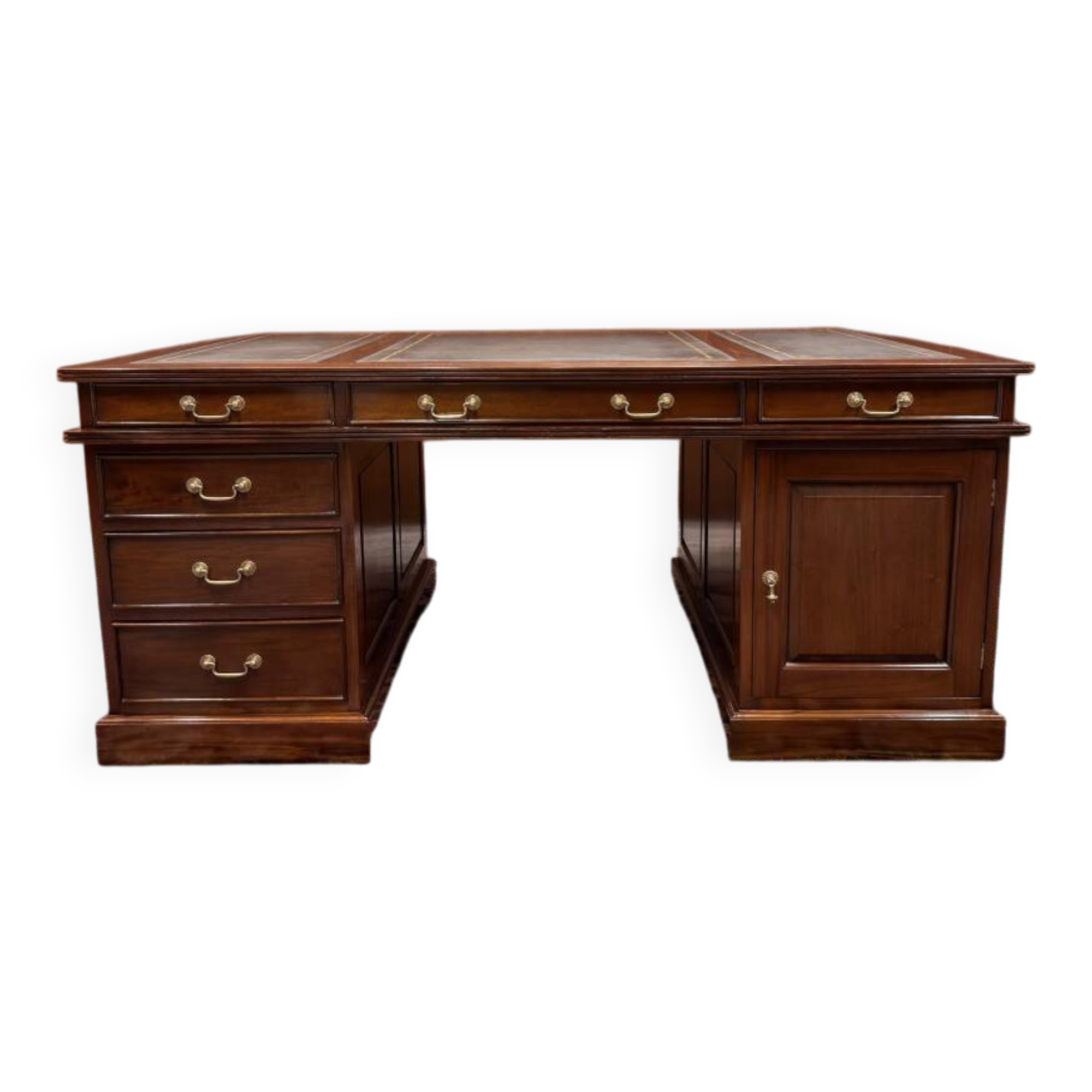 Large English Chesterfield Desk Partnerdesk