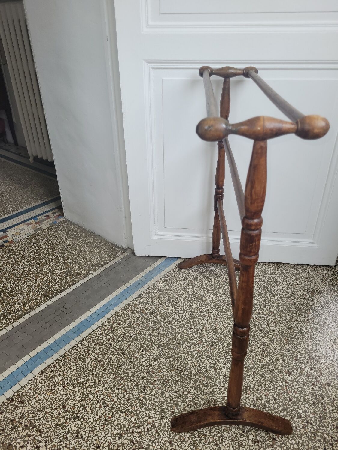 Wooden towel rack