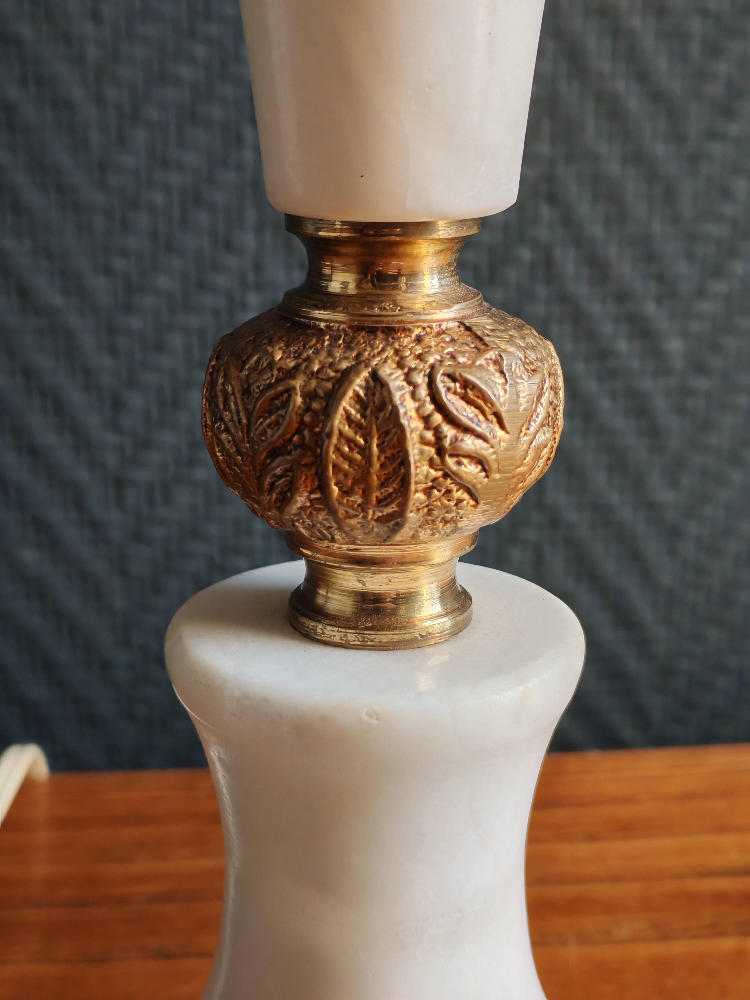 Vintage Table Lamp in White Marble and Brass