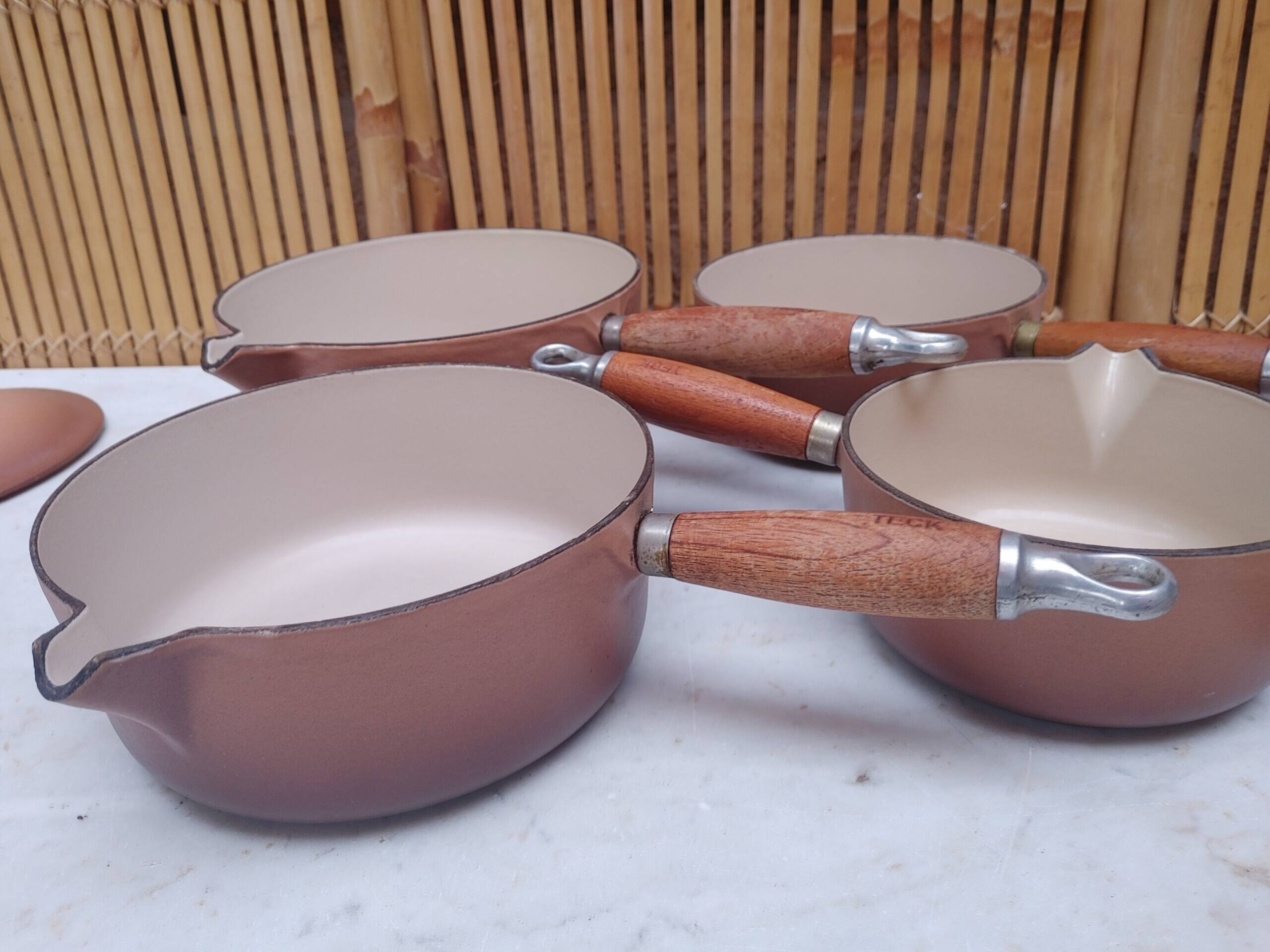 Le Creuset enameled cast iron - Set of 4 saucepans with lids