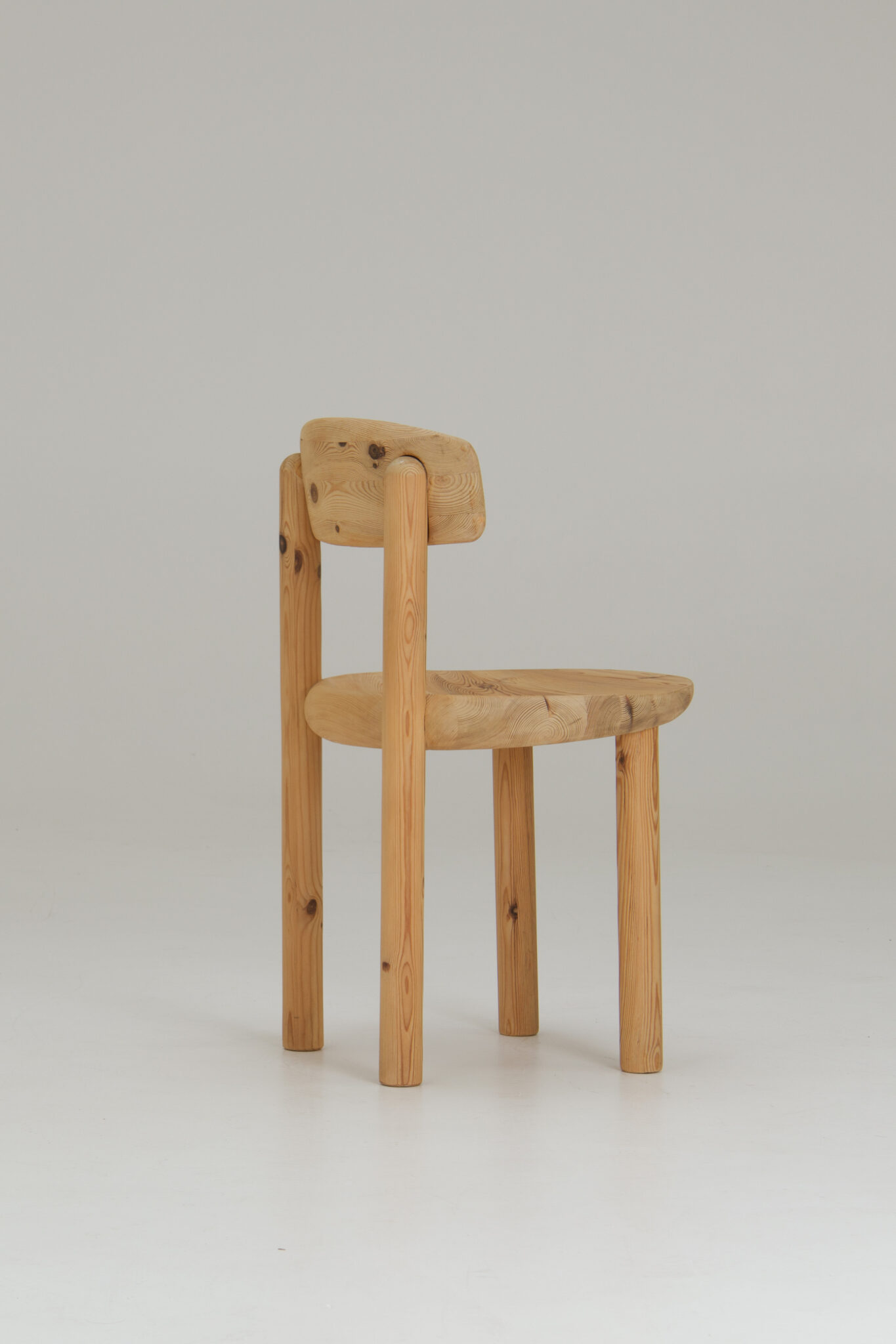 Set of 6 dining chairs in pine