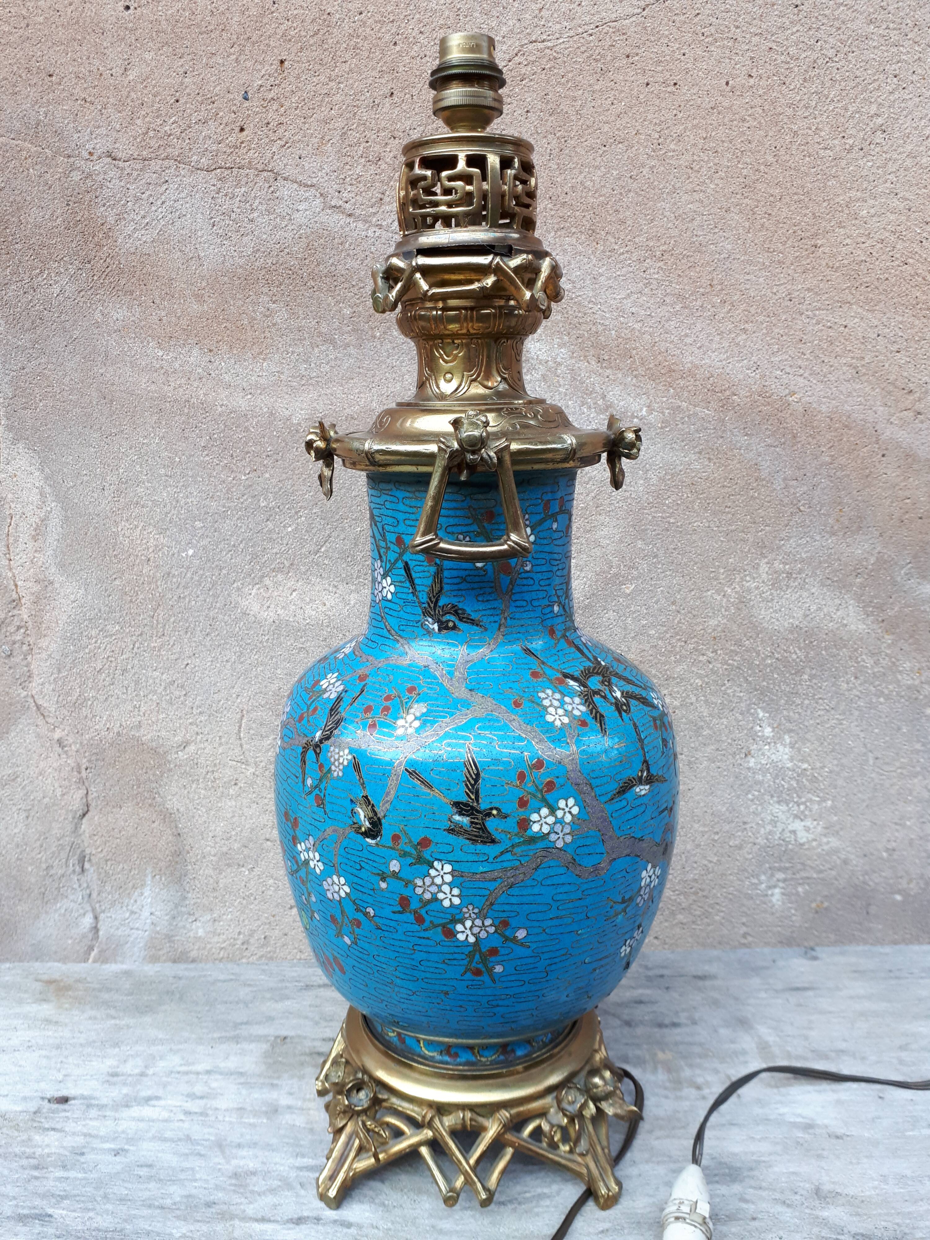 Chinese cloisonné enamel vase, China, late 19th century