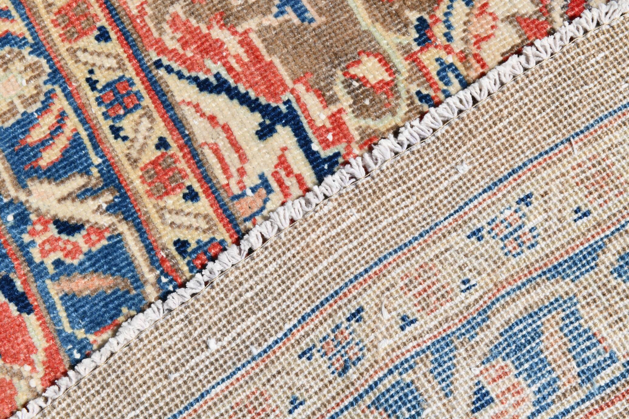 Large Antique Persian Carpet 300x397 cm, Medallion and Floral Patterns