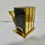 Cigarettes holder