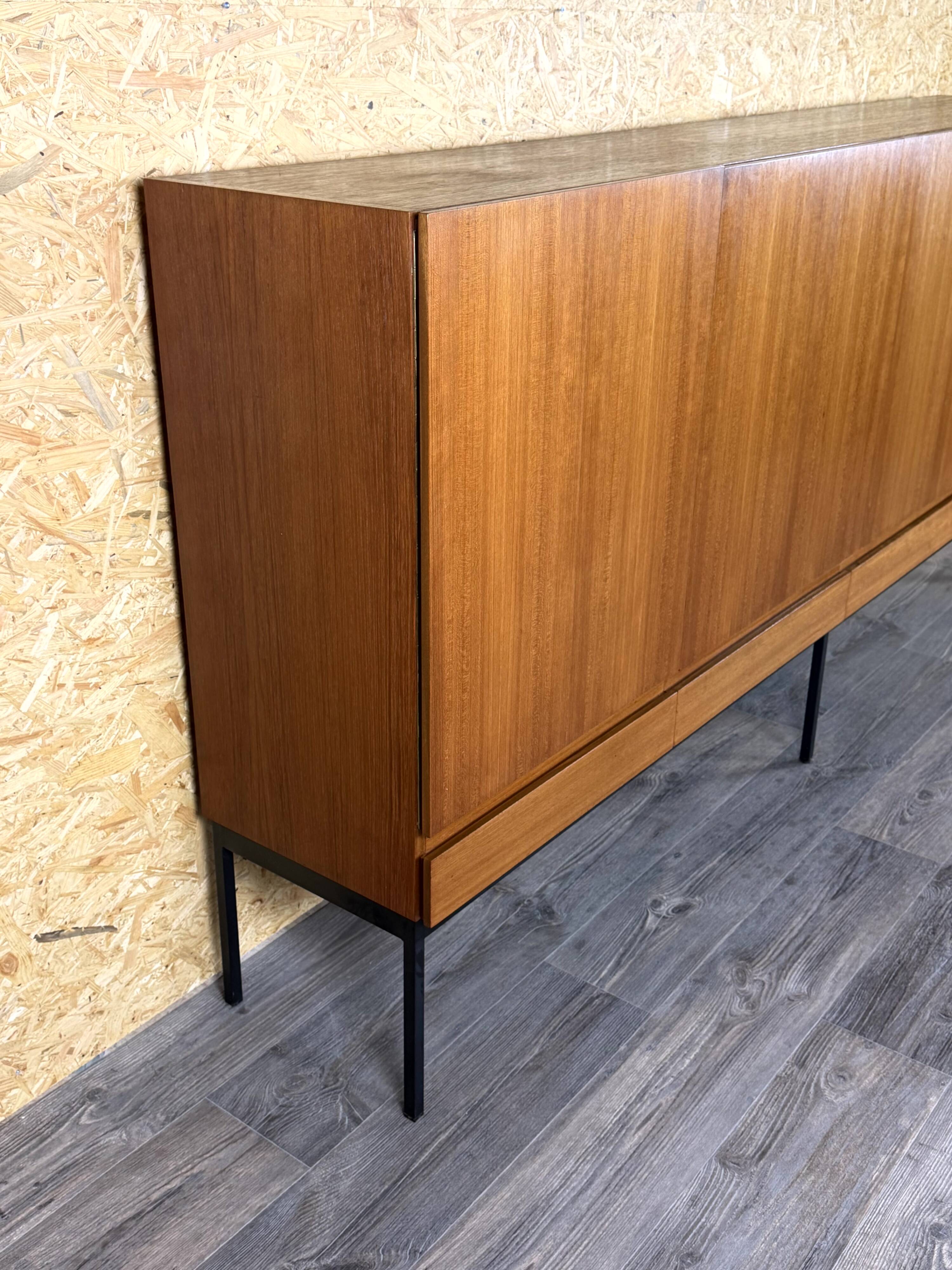 Buffet haut B60 en teck par Dieter Waeckerlin pour Behr, années 1960-1970