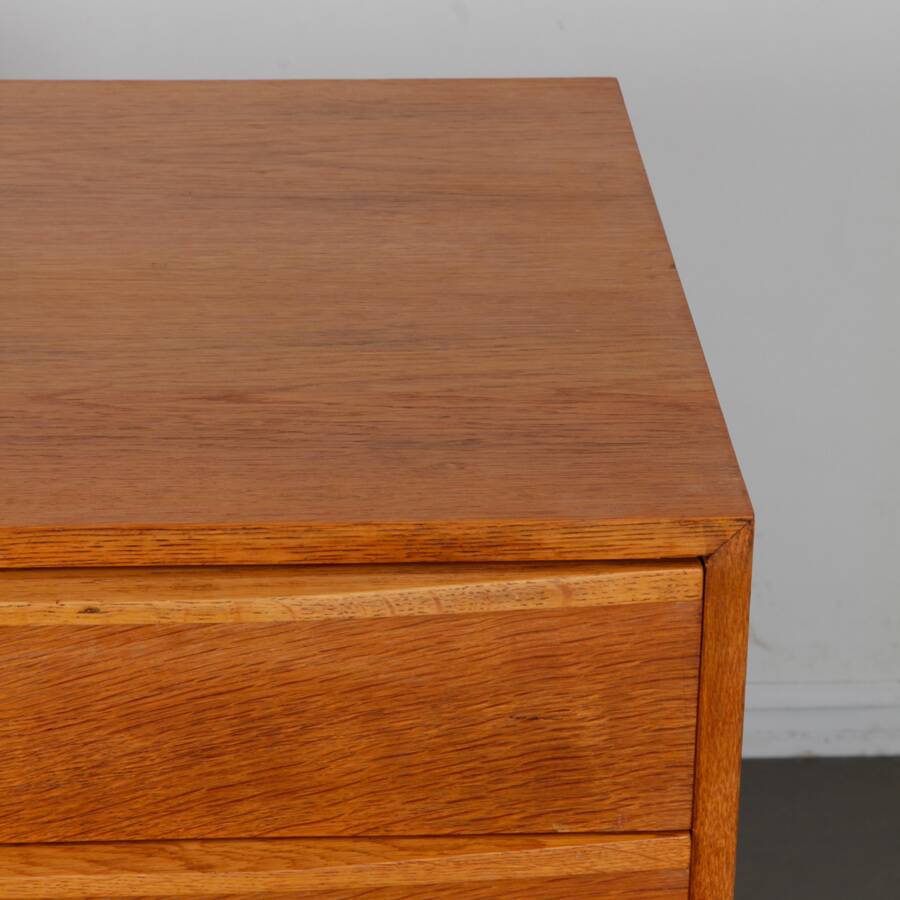 Commode en bois produite par Drevozpracujici podnik, 1960