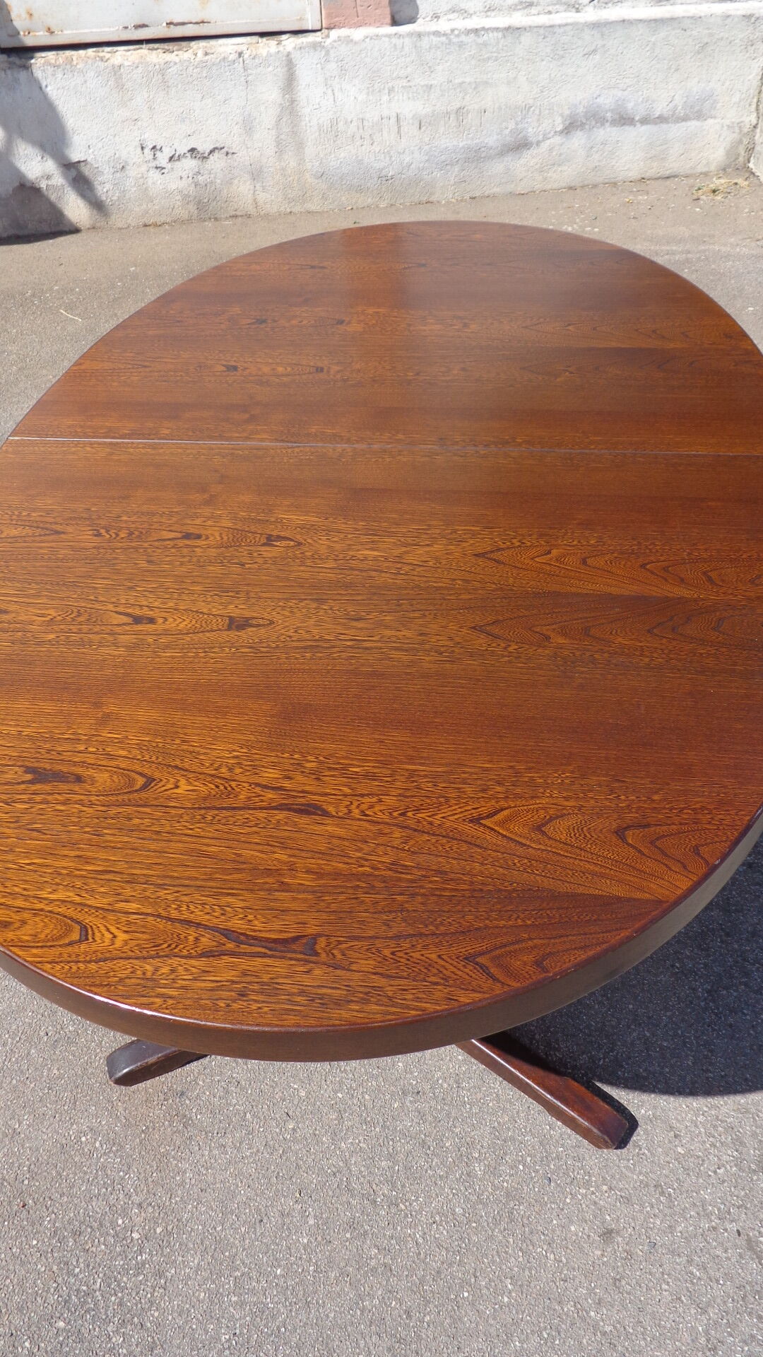 Baumann table, round or oval