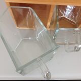 Wall stretch with glass epic drawers