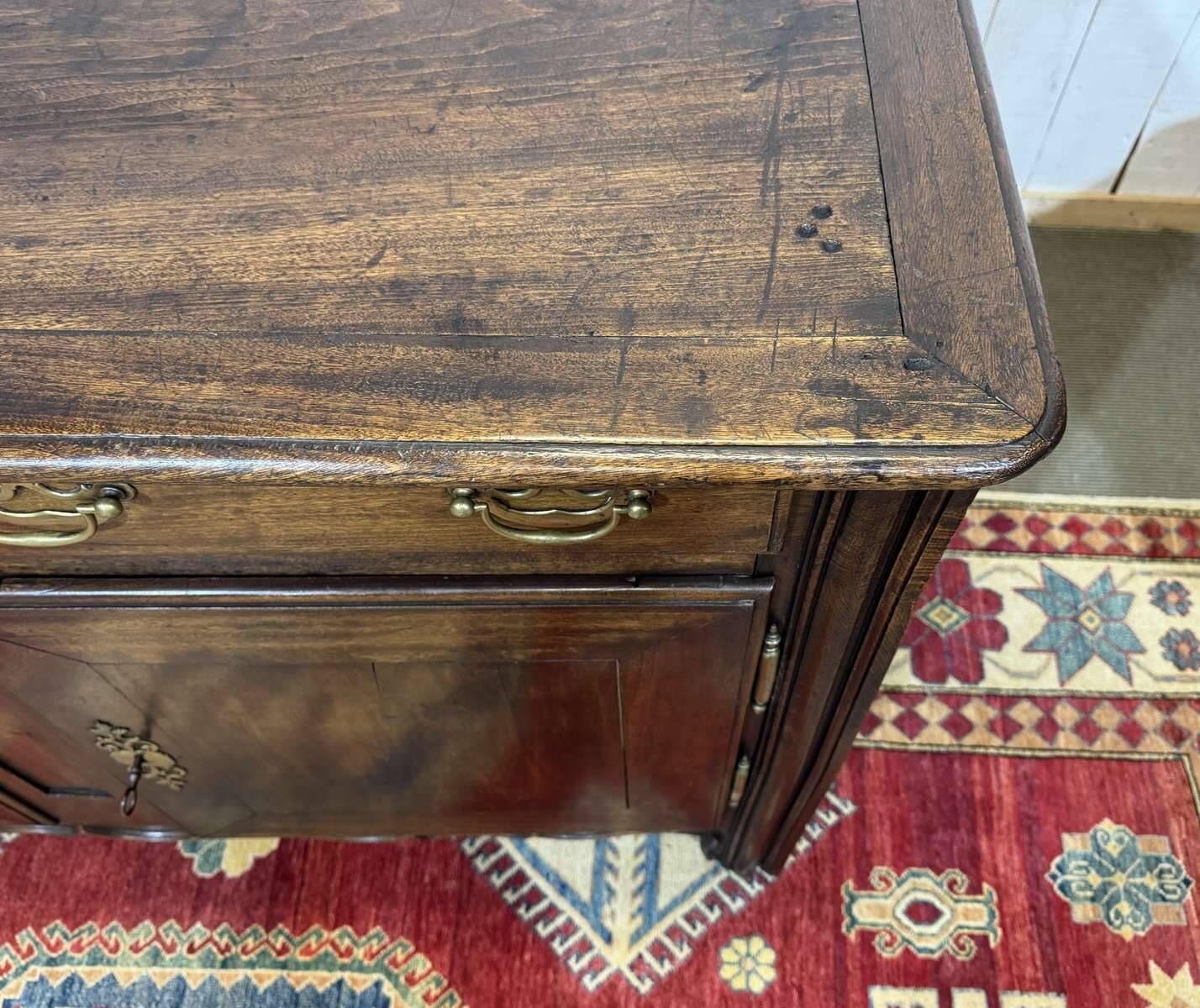 Malouin buffet in mahogany and poplar from the 19th century