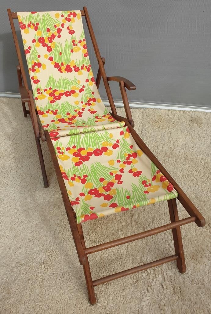 Chilean duo vintage wooden deckchairs with footrest