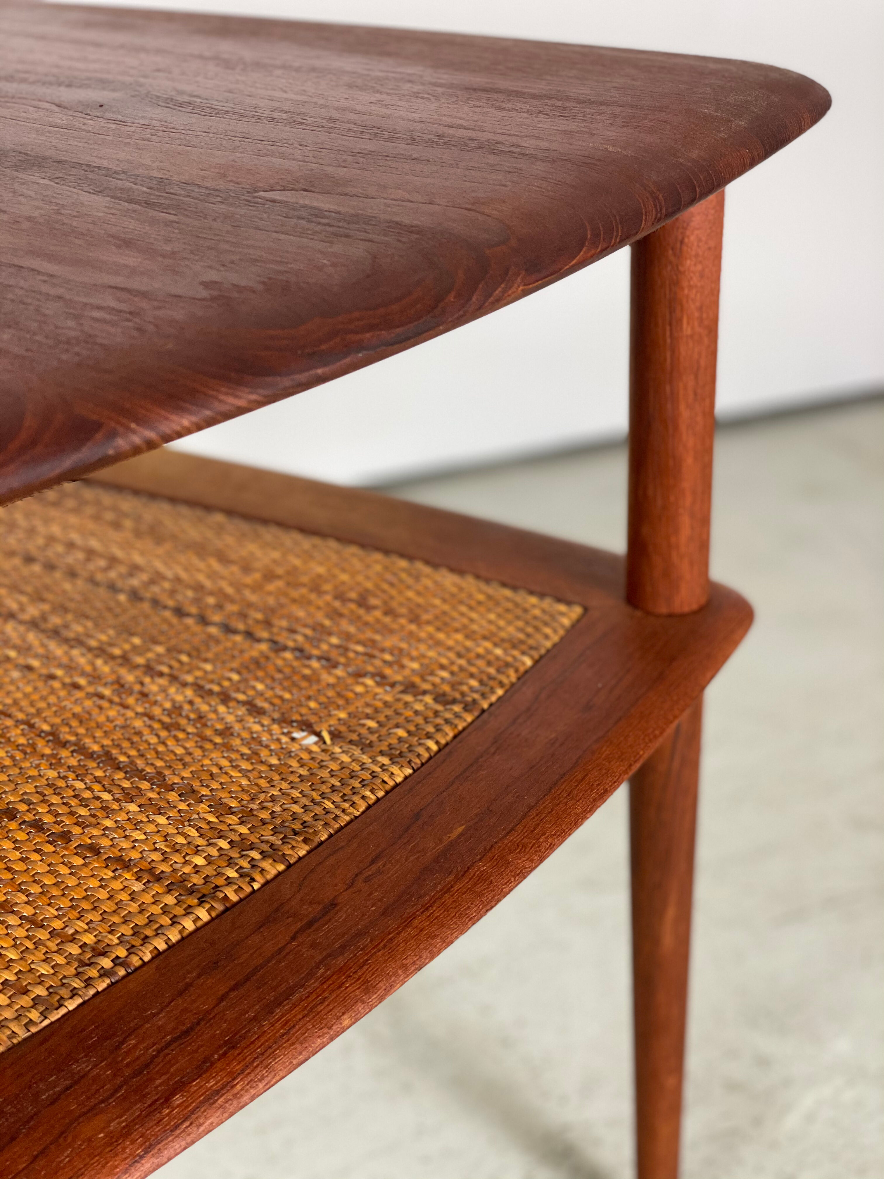 Danish teak coffee table by Peter Hvidt France & Son 60s