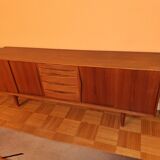 Buffet en teck vintage des annees 60