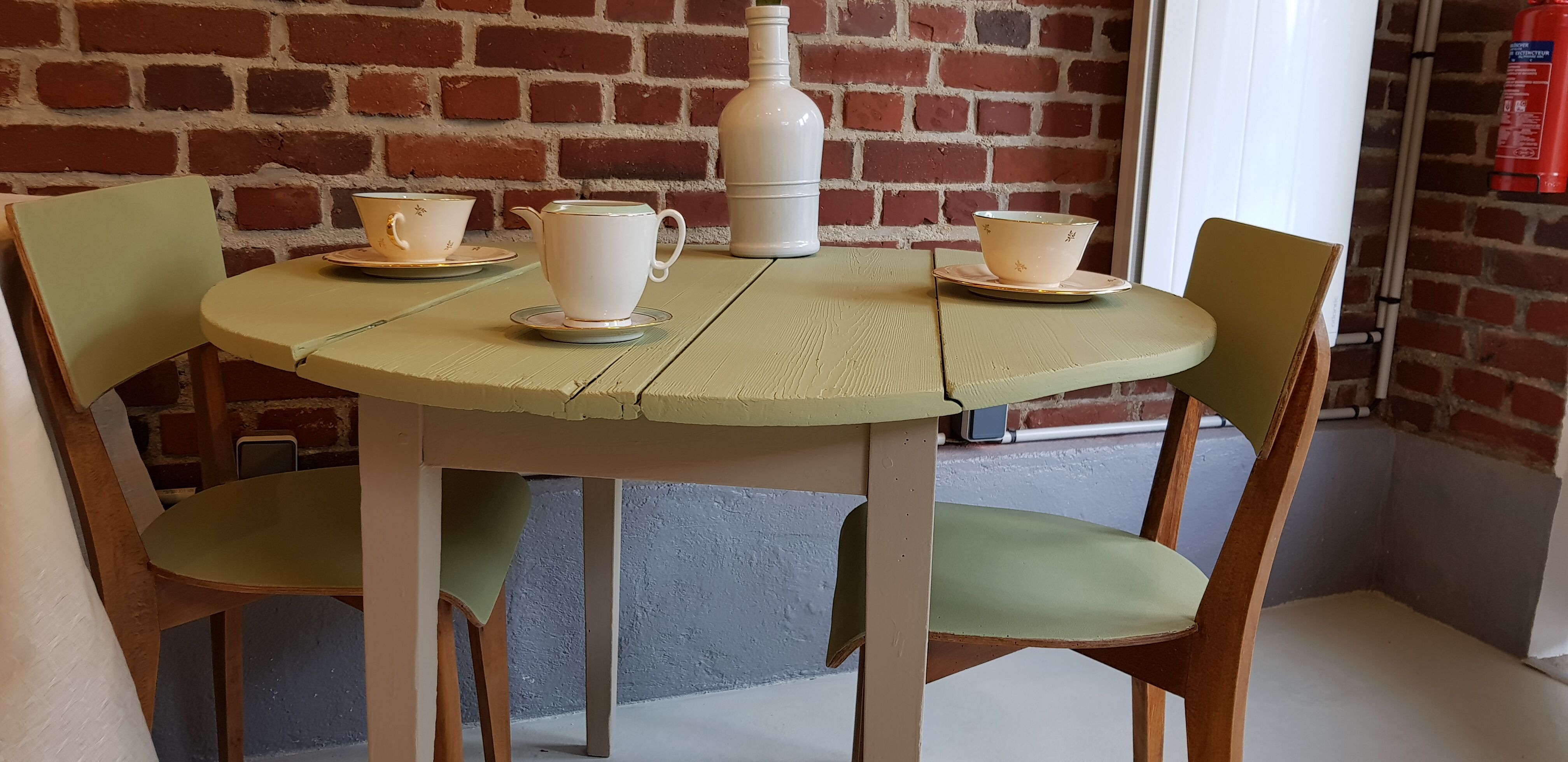 Green green vintage wood round table