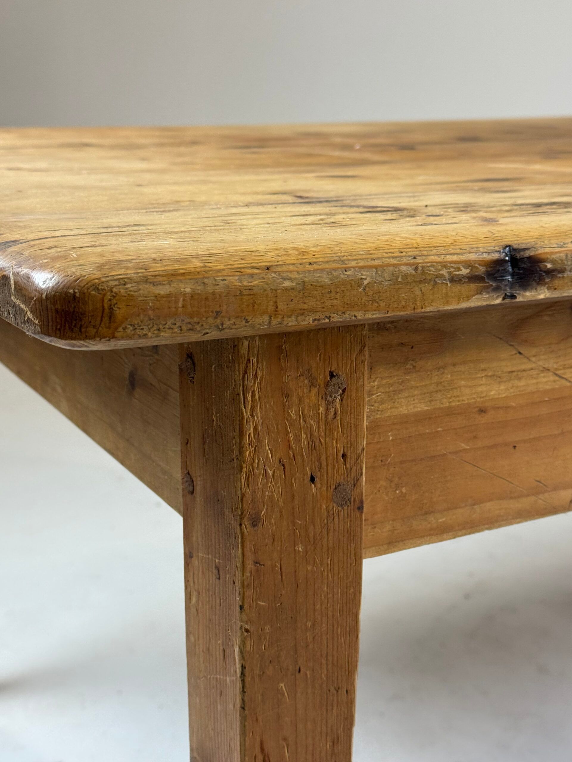English antique pine dining table