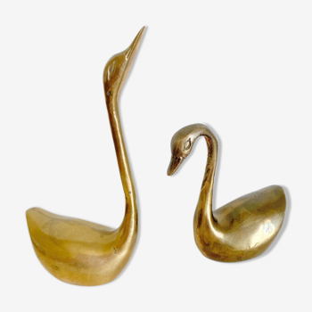 Couple of brass swans