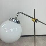 Lampes sur pied chromées modernes du milieu du siècle par paires