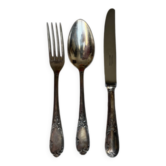 Silver metal cutlery (18 pieces)