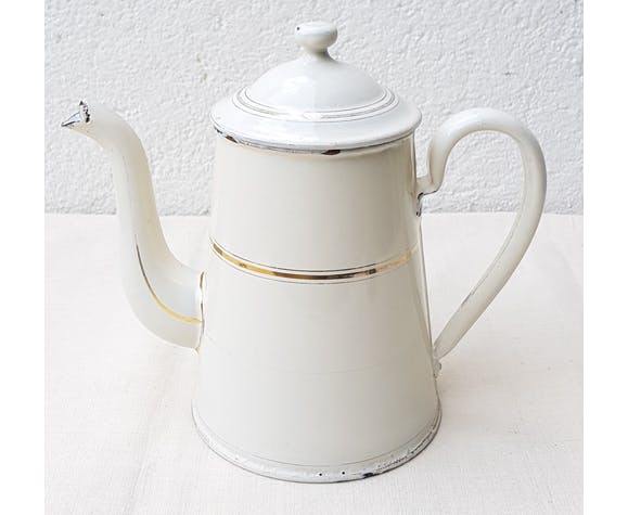 Enamelled coffee maker
