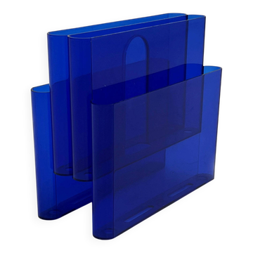 Blue transparent magazine rack by Giotto Stoppino for Kartell, 1970