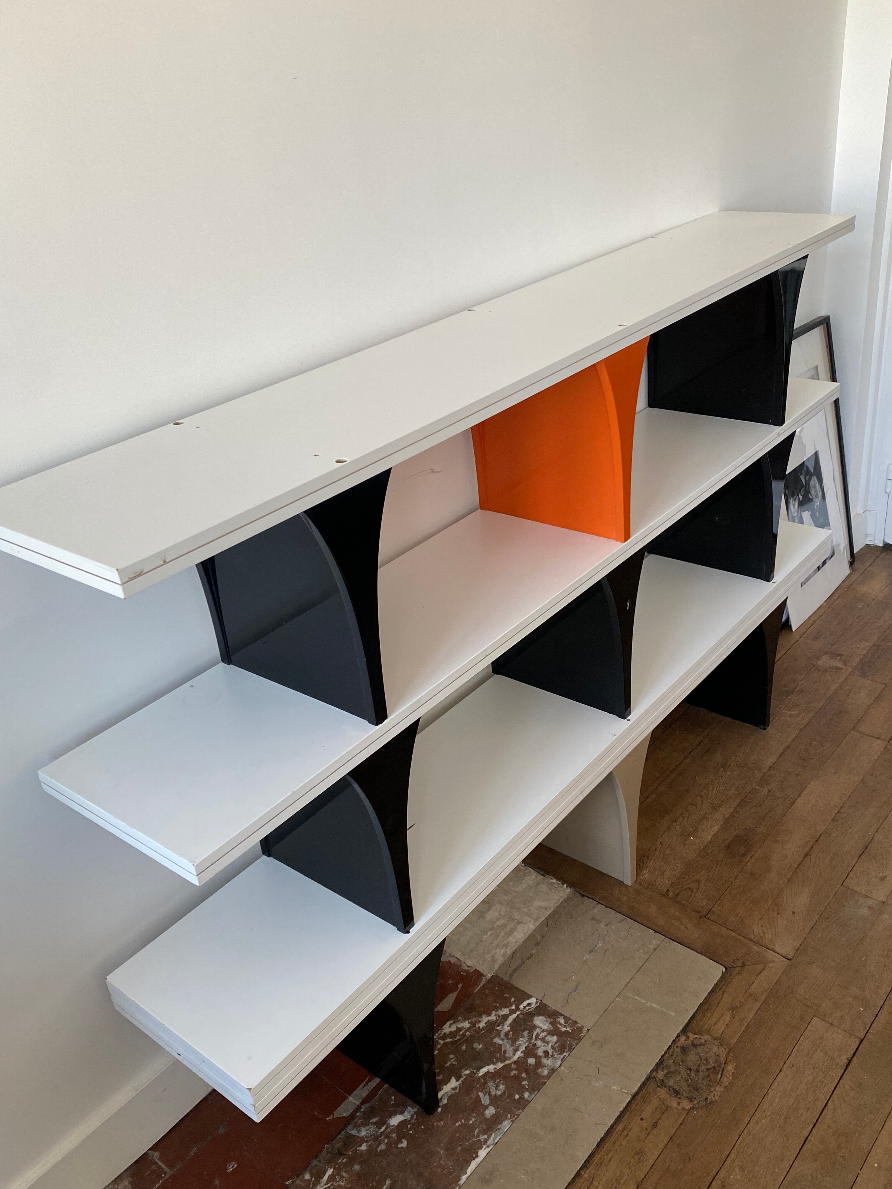 Wood/Vinyl Design Shelf