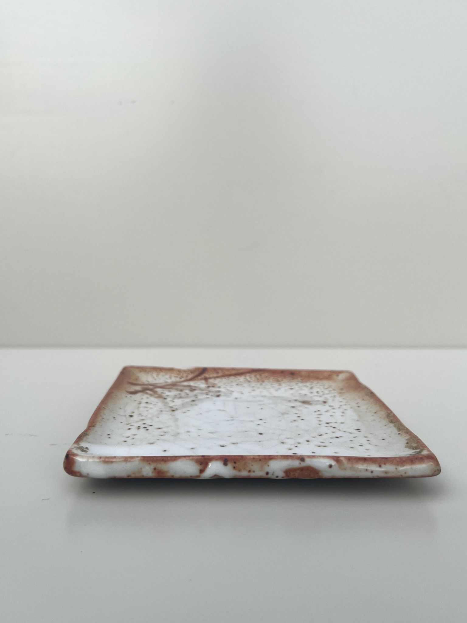 Assiette vide poche en gres du japon