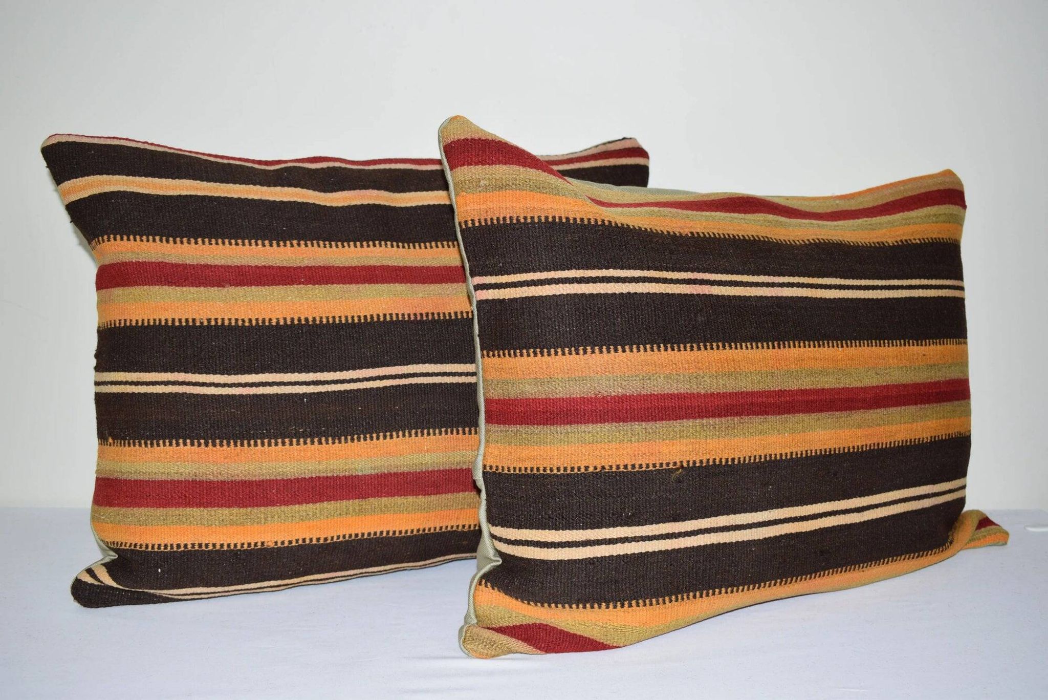 Set of 2 vintage kilim cushion covers 61x46 cm