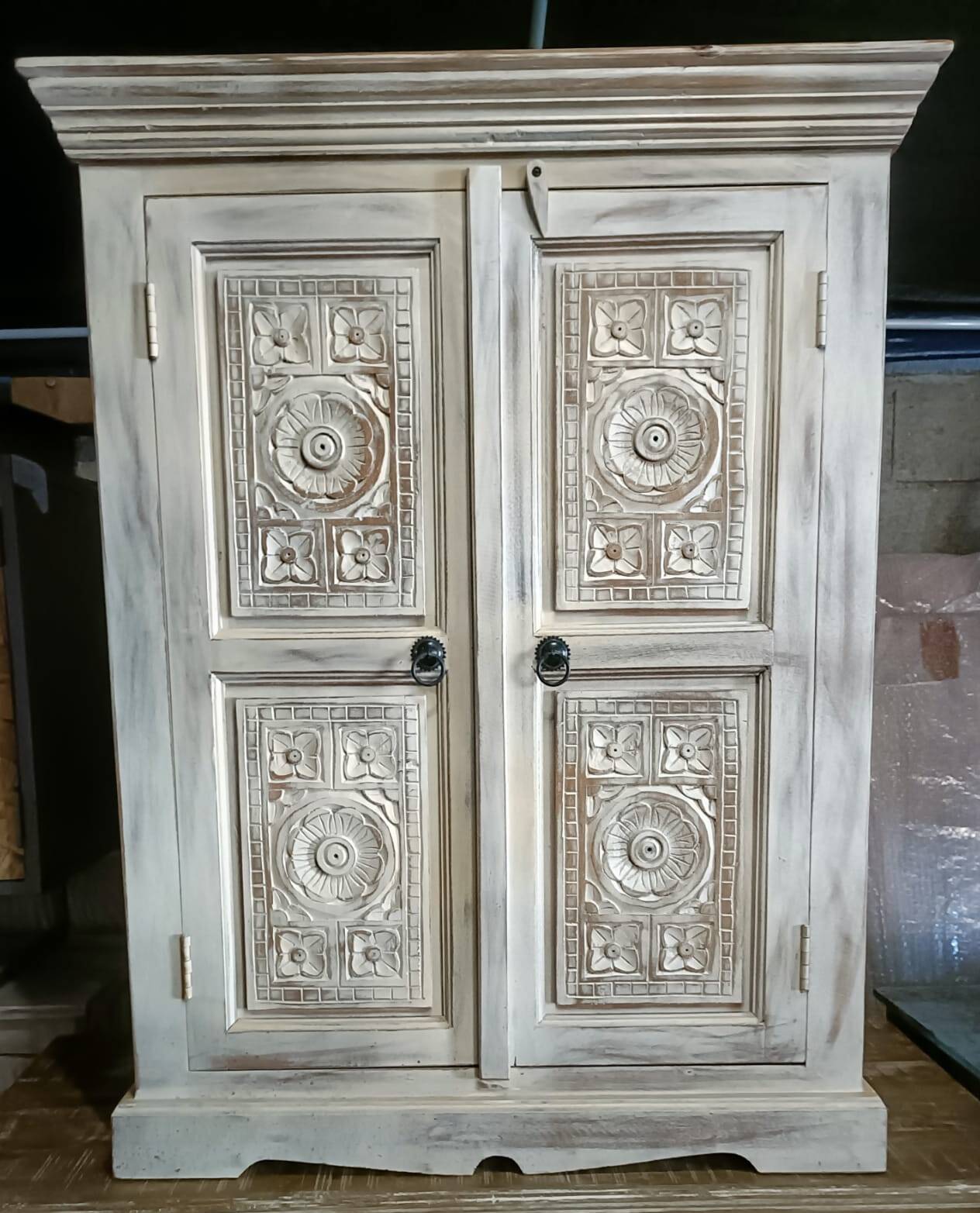 white chest of drawers