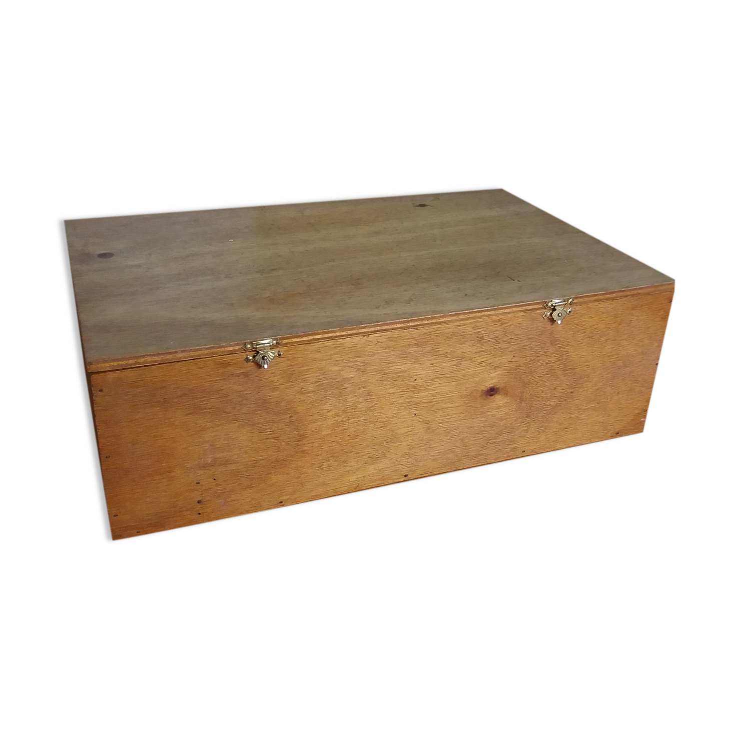 Storage box