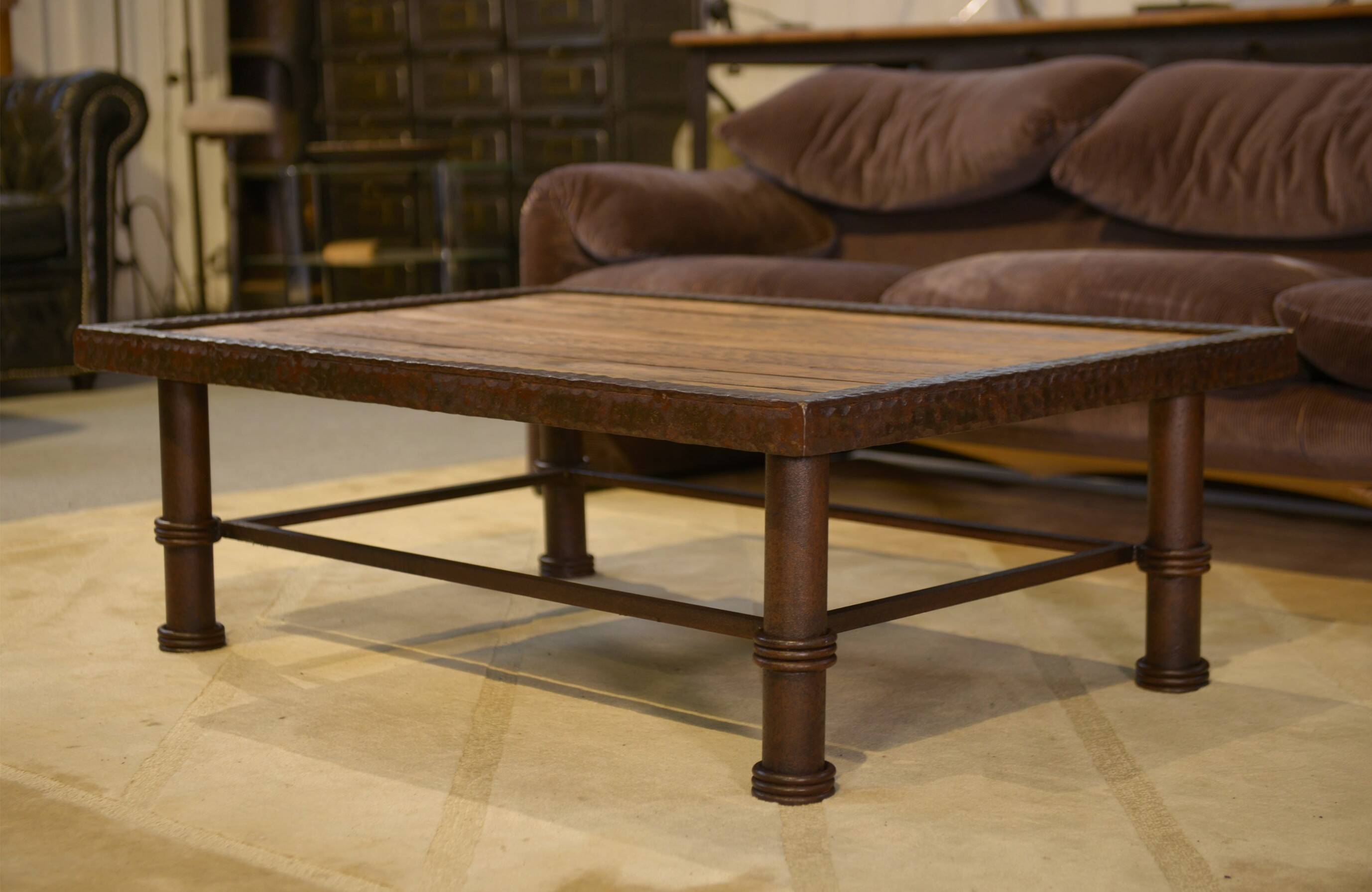 Table basse brutaliste bois et fer forgé 1960’s
