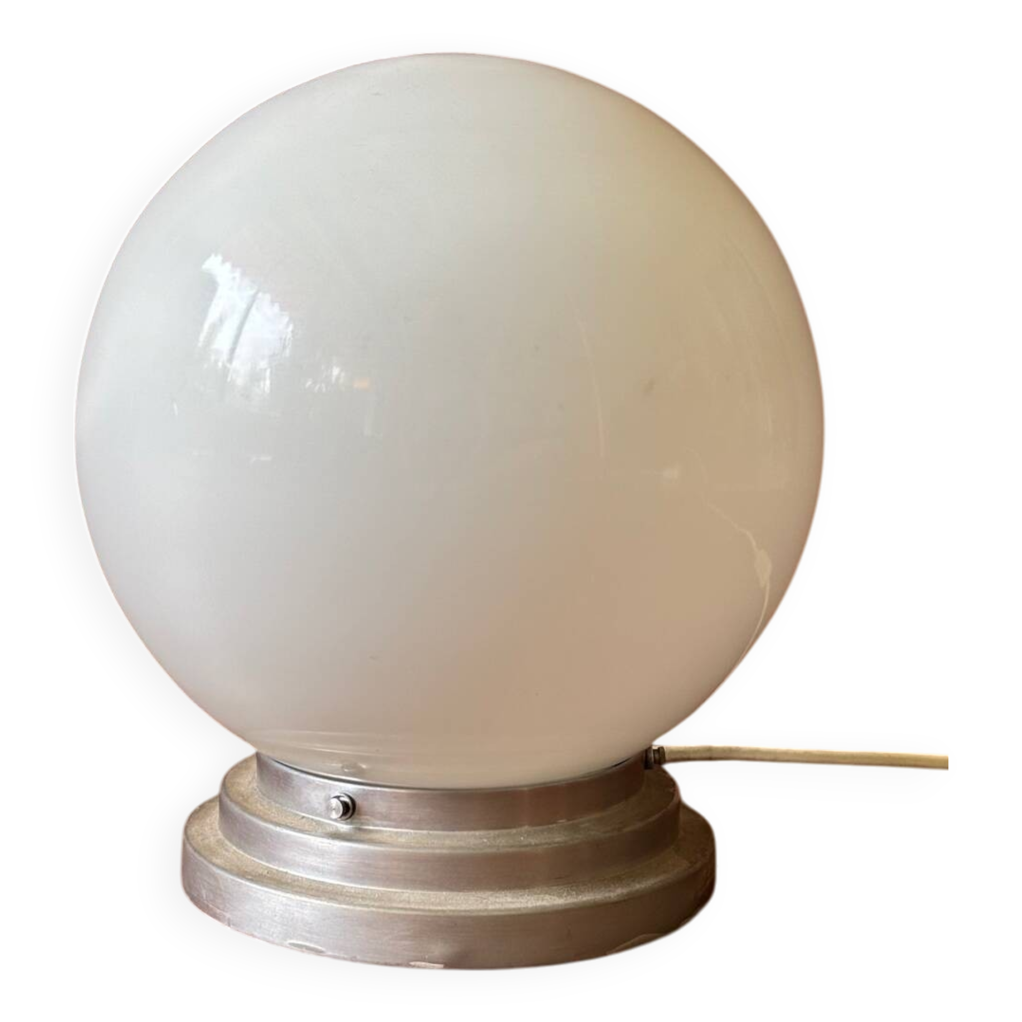 Lampe globe en opaline et aluminium, 1950