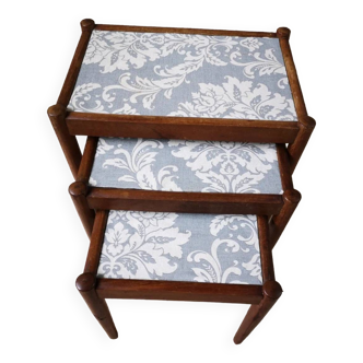 Nesting tables we exotic