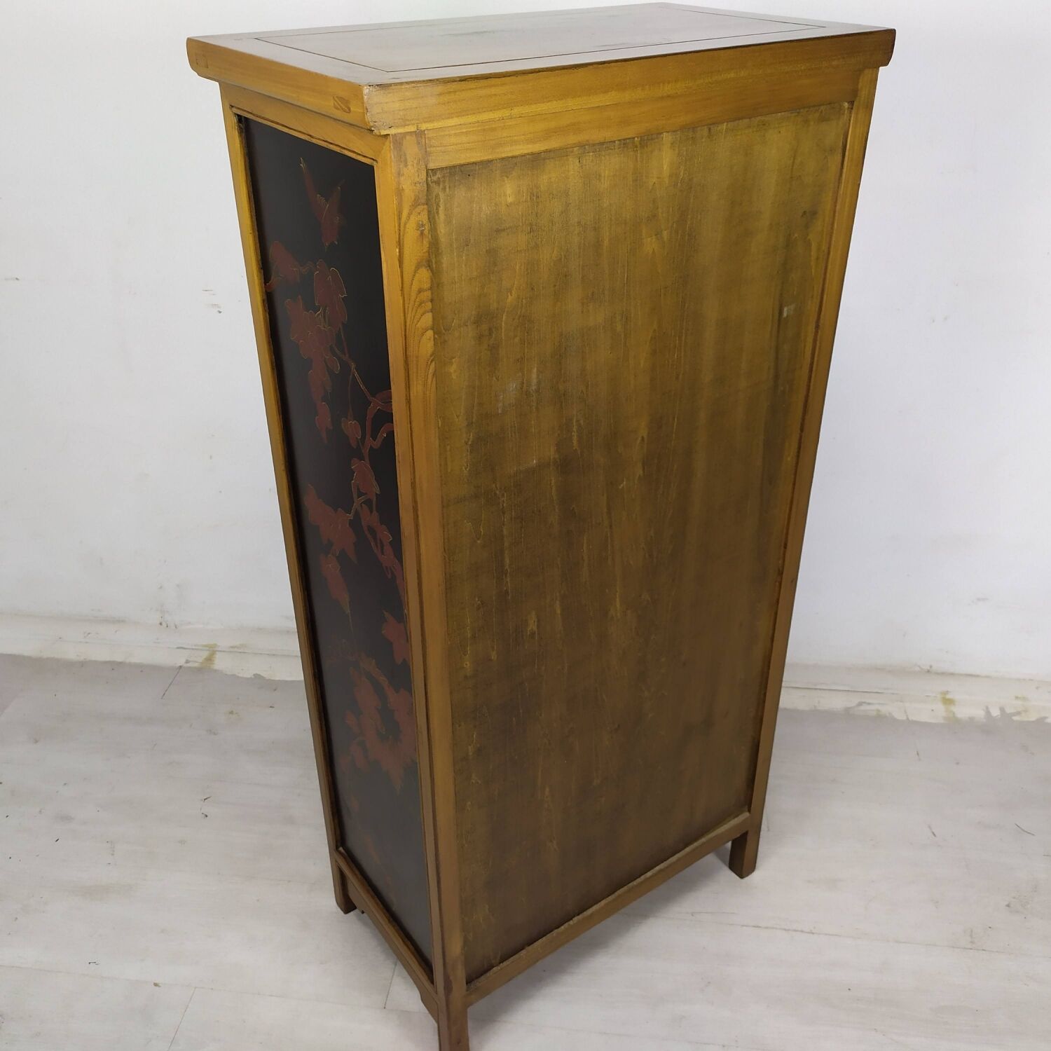 Japanese lacquer chiffonier