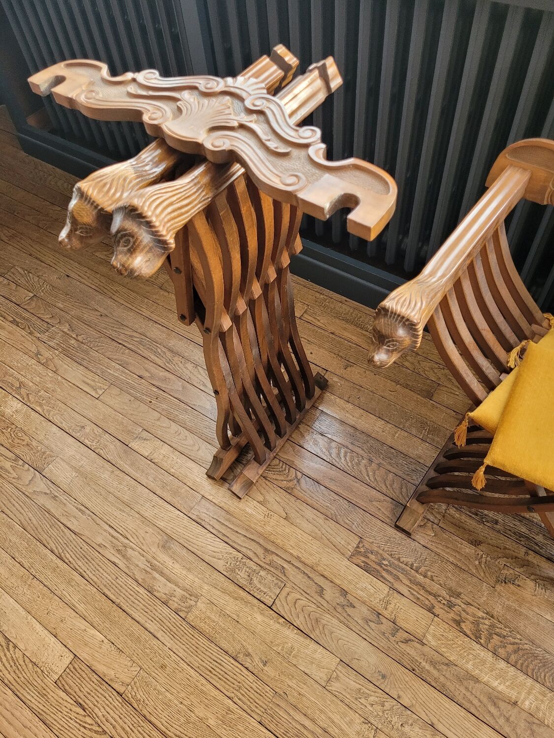 Set gaming tableacec armchairs Dagobert 1930