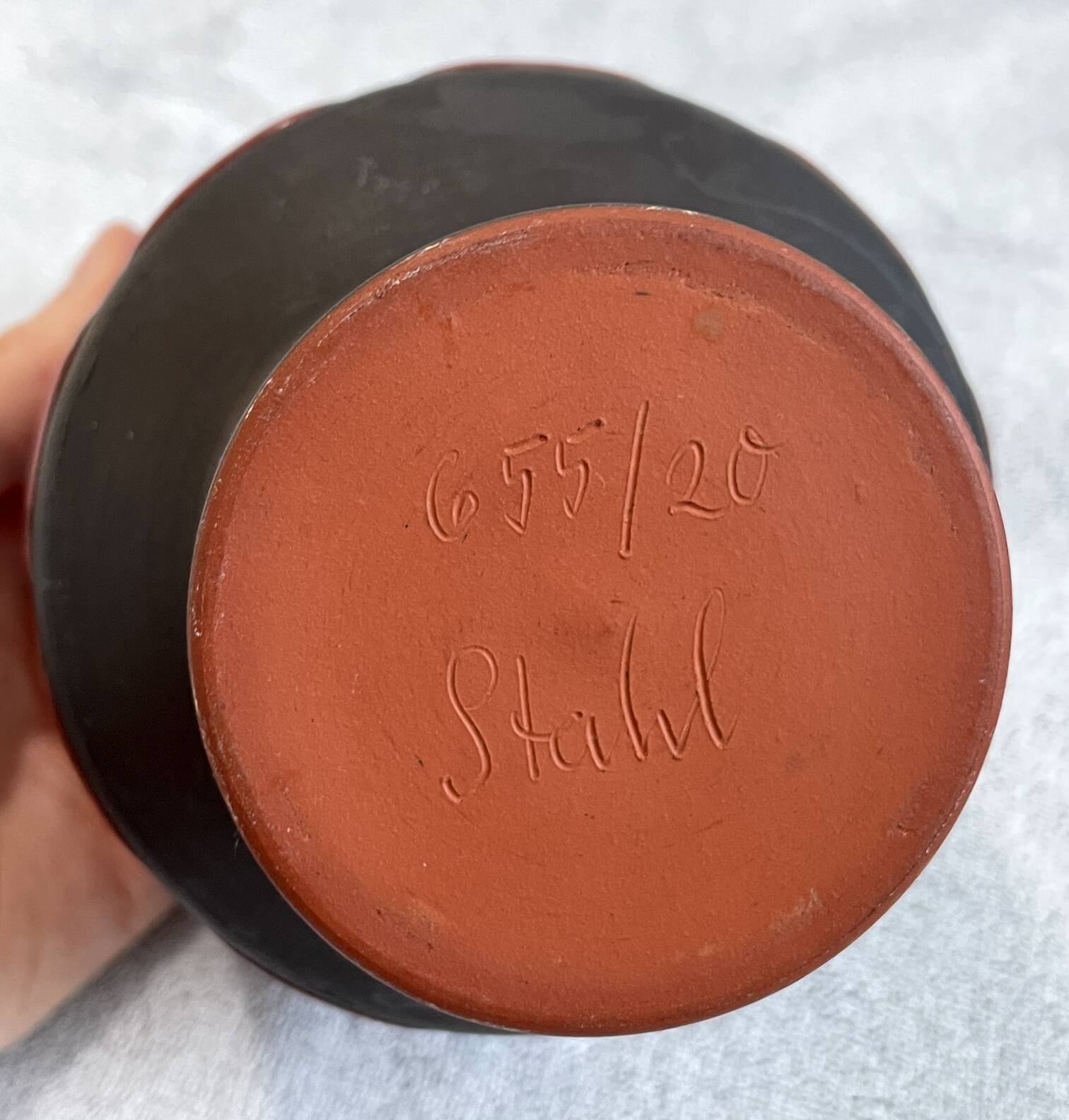 Wendelin Stahl 655-20 Red Brown Vase with Zig Zag Motif, German Studio Pottery with Red Triangles