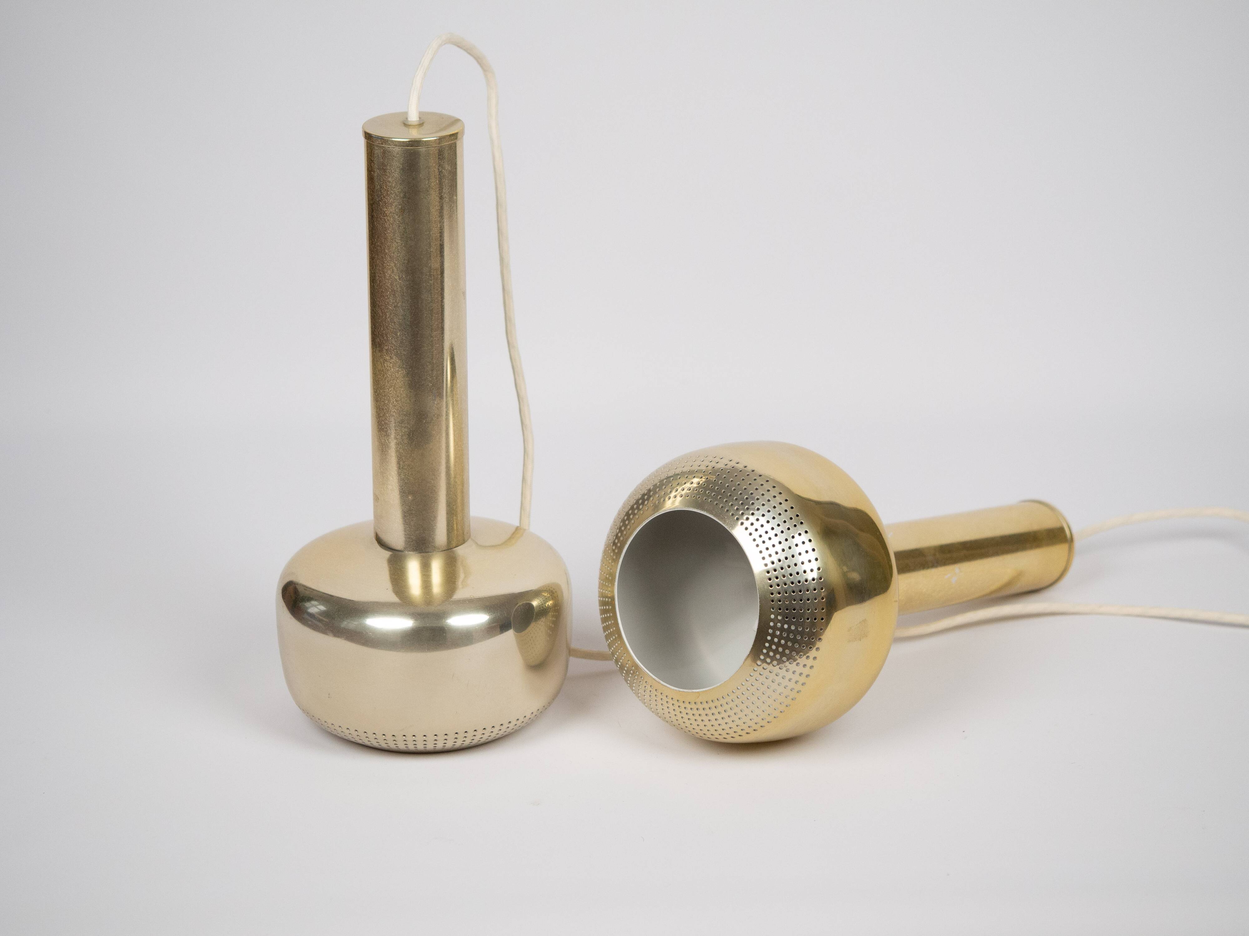 Pair of 2 vintage VL56 lamps by Vilhelm Lauritzen, Louis Poulsen, 1950s