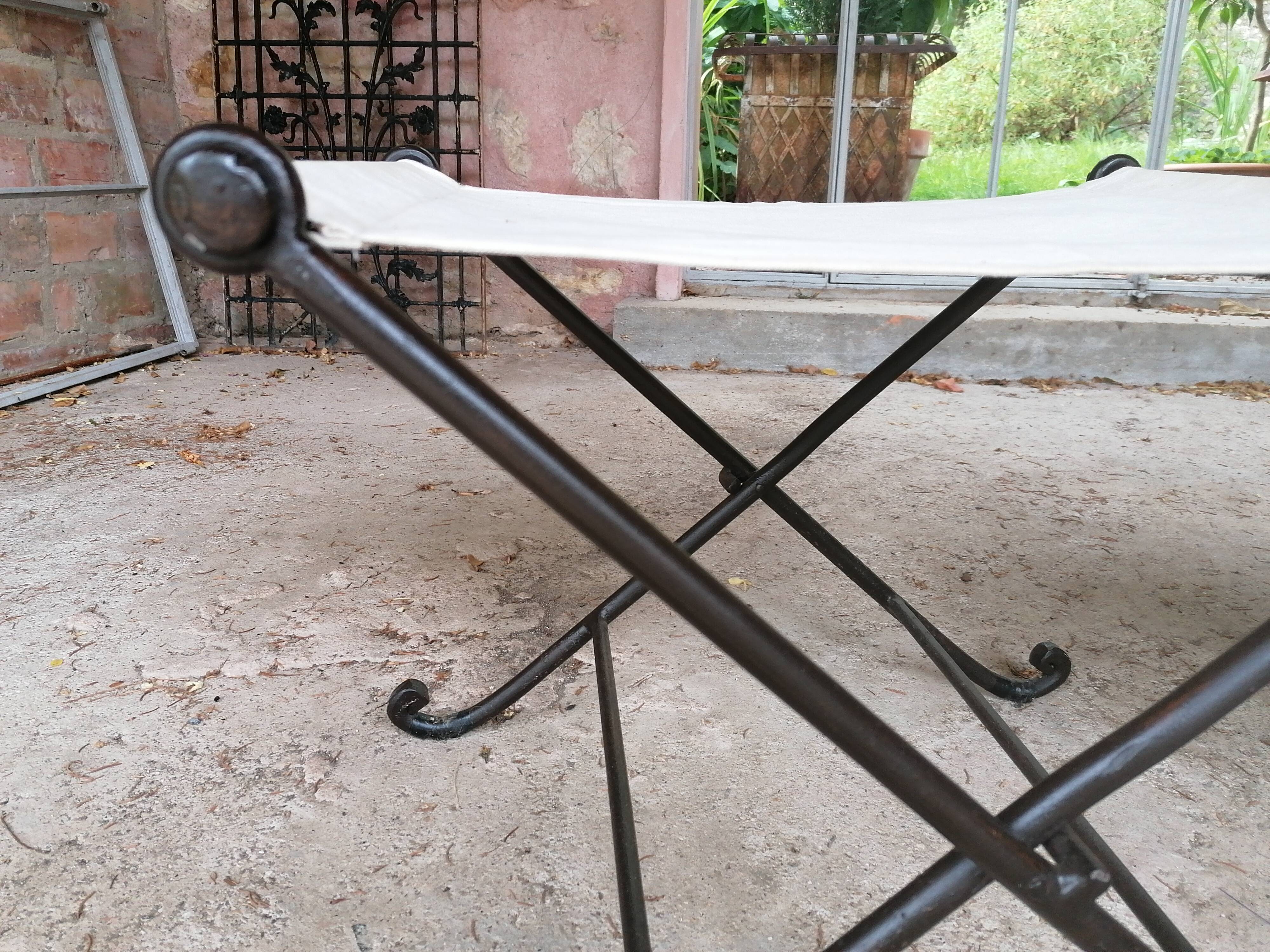 Paire de pliant en fer forge