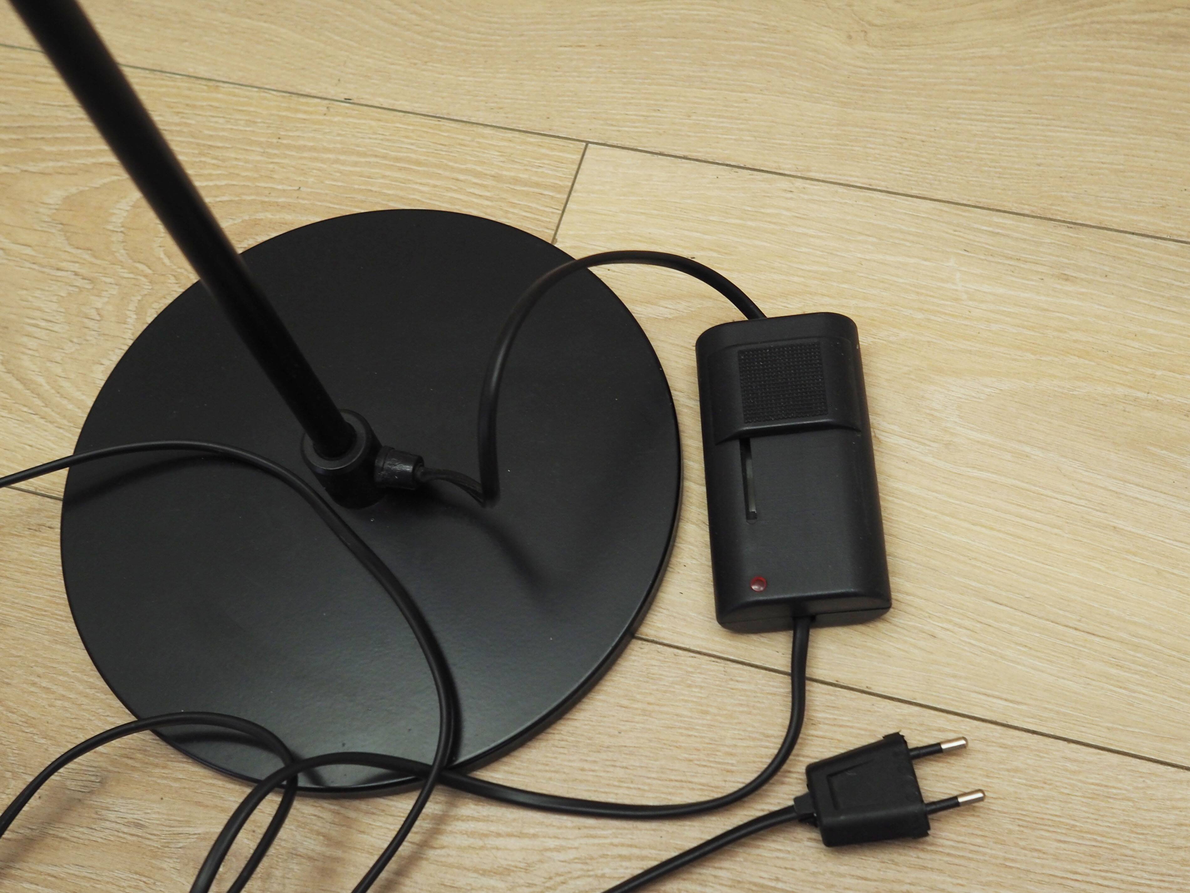 Floor lamp, Italian design, 1970s, production: Italy