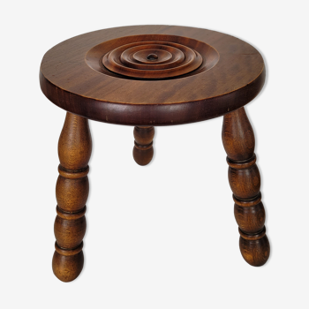 Tabouret bas tripode en bois