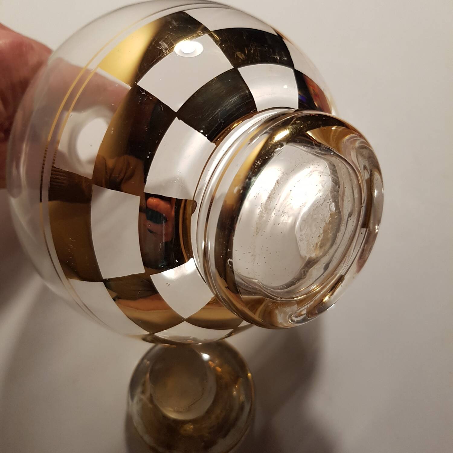 Alcohol decanter