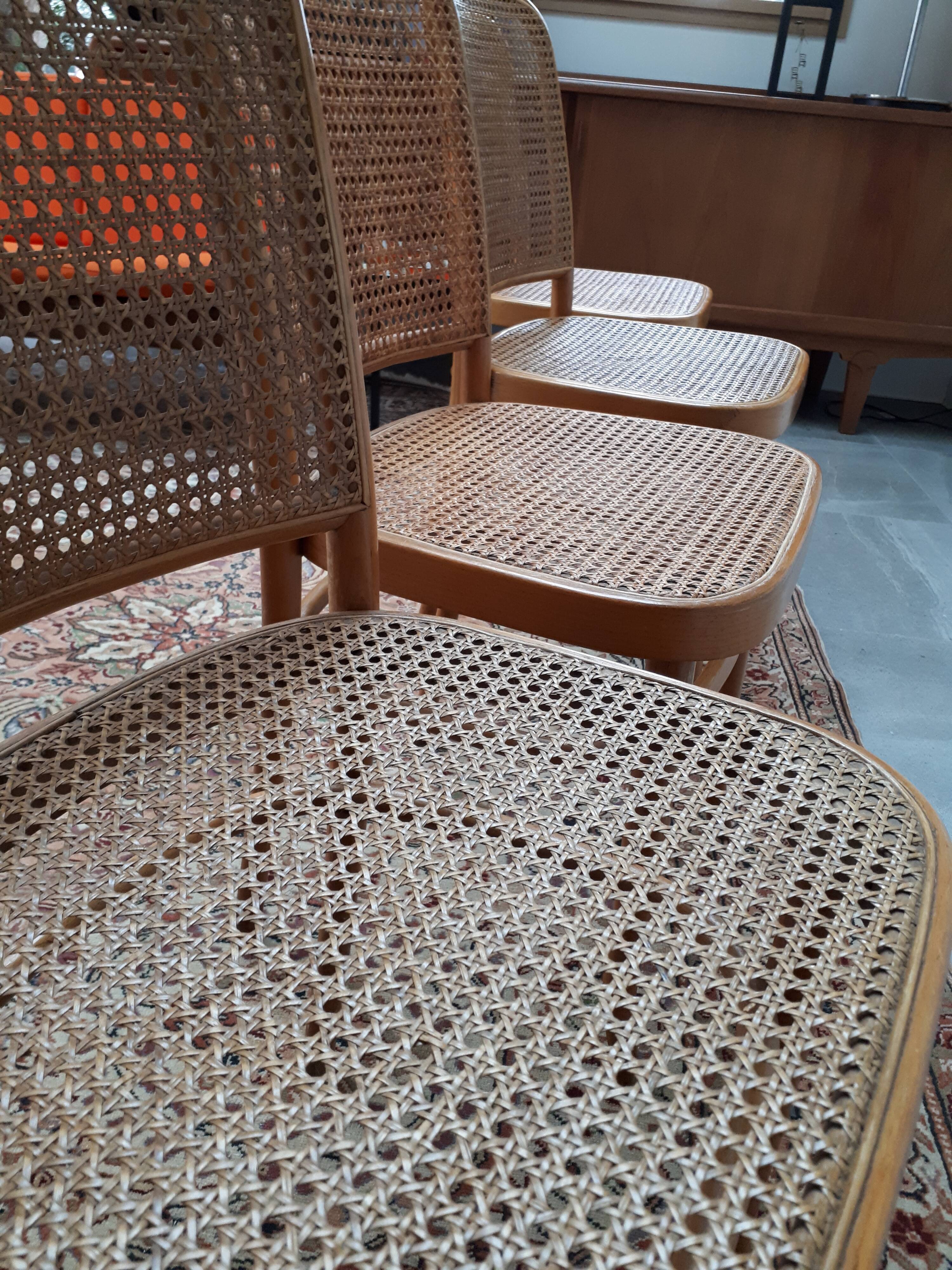 Set of 4 chairs model 811 Hoffman