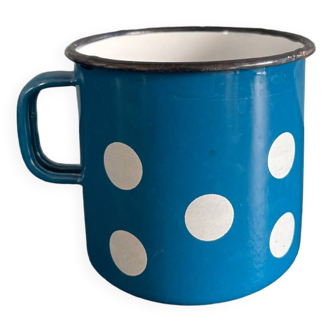 Tasse en tôle émaillée bleu à pois blancs